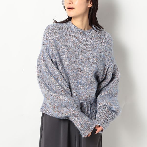 ボリューム袖ニット