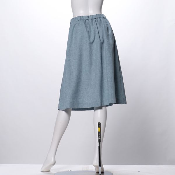 フロントデザインスカート