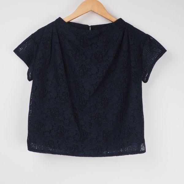 透け感ボックスシルエットブラウス