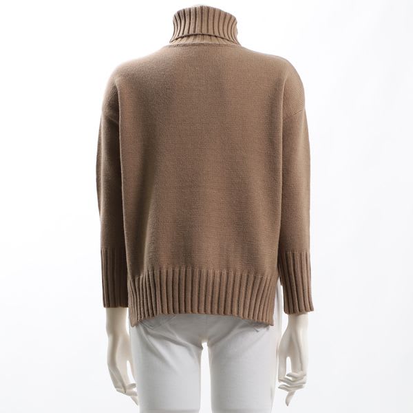 ドロップショルダータートルネックニット