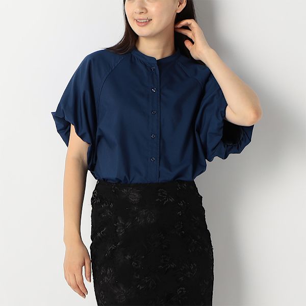 アシンメトリー裾シャツ