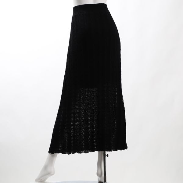 透かし編みニットスカート