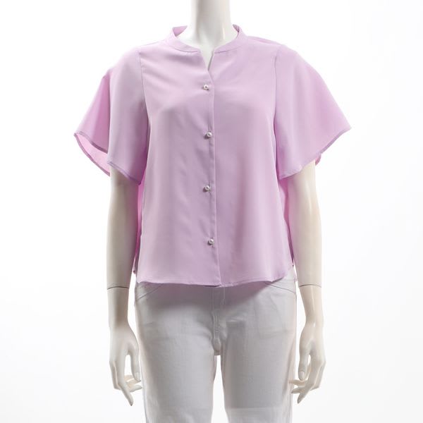 パールボタンフレアスリーブブラウス