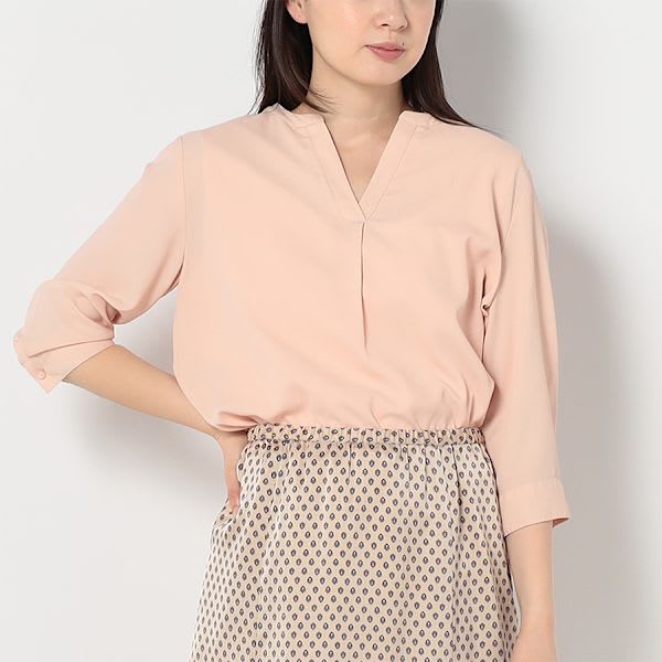 サイドスリットオープンフロントネックブラウス