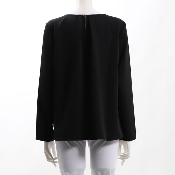 前タックデザインブラウス