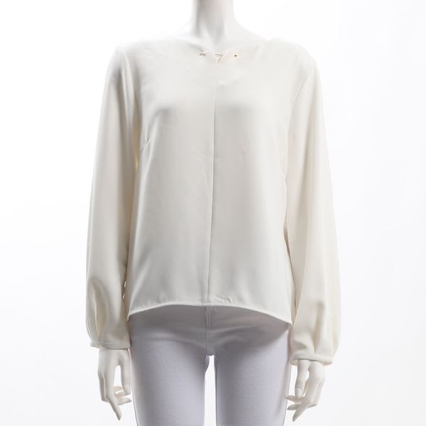 デコルテカッティングブラウス