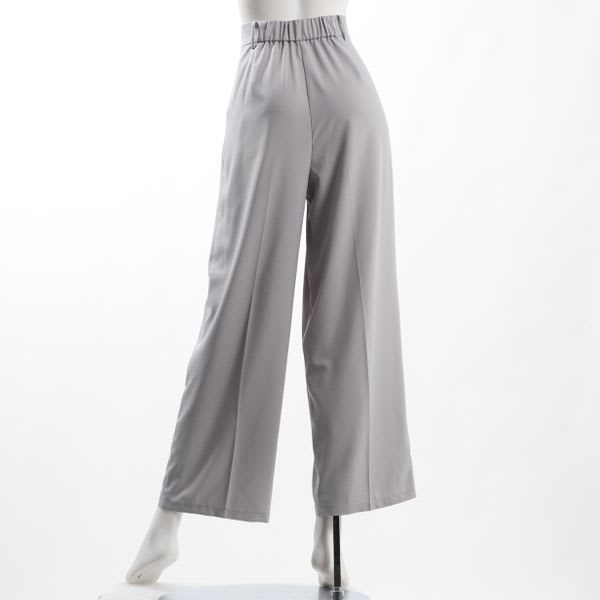 タック入りワイドパンツ