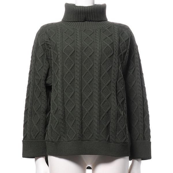 アラン模様タートルネックニット