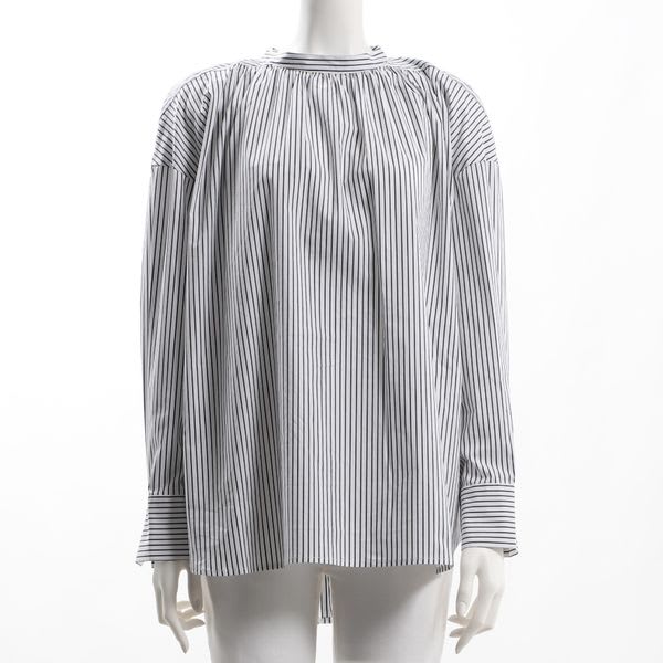 ストライプ柄バックボタンブラウス