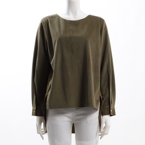 バックの異素材切り替えデザインカットソー