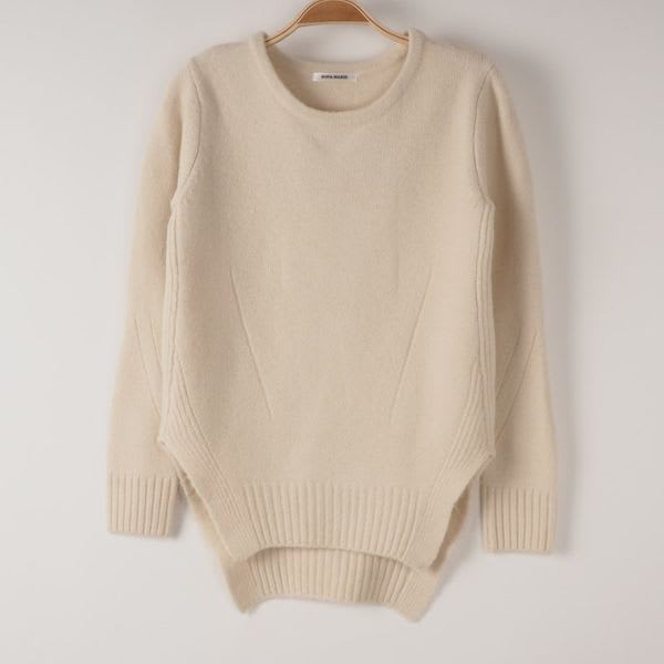 サイドスリットクルーネックニット