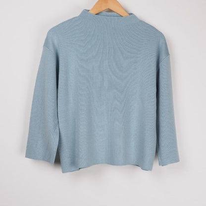 ボトルネックニット