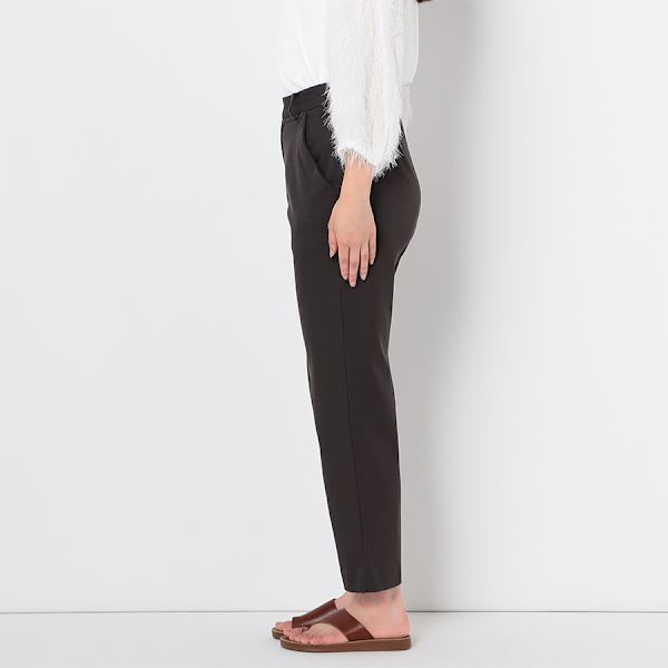 バックゴムテーパードパンツ