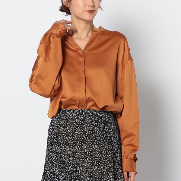 オープンフロントネックスシャツ