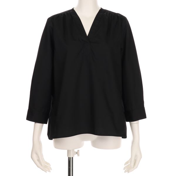 肩ギャザーヴネックブラウス