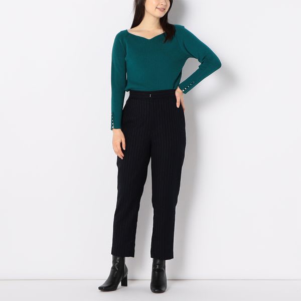 ストライプ柄テーパードパンツ