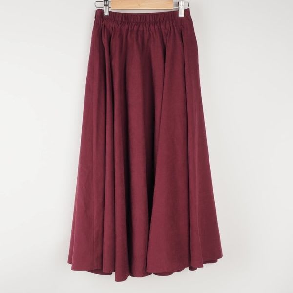 ピーチスキンフレアスカート