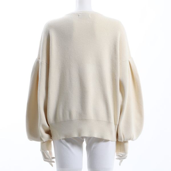 ボリュームスリーブニット