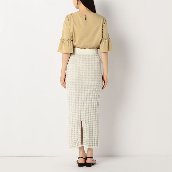 袖フリルブラウス