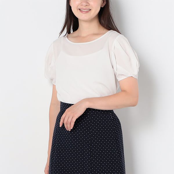 パフスリーブブラウス