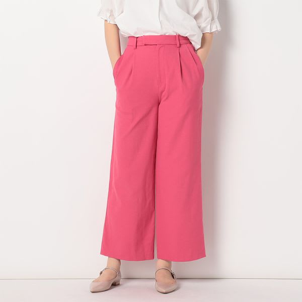 タック入りワイドパンツ