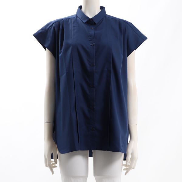 フロントタックシャツ