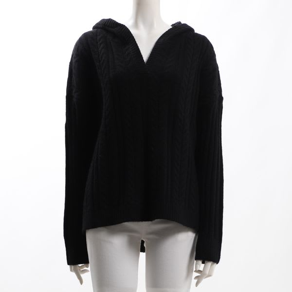 ケーブルフードニット