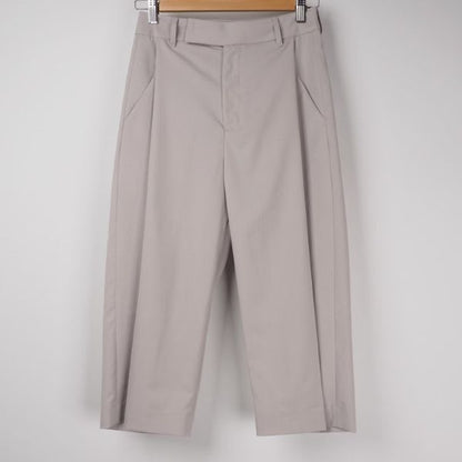 フロントタックワイドパンツ