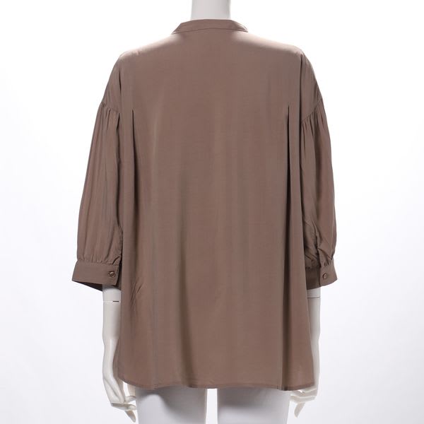 ゆったりデザイン前開きバンドカラーシャツ