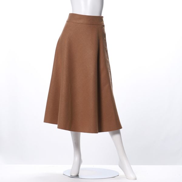 サイドボタンデザインフレアスカート