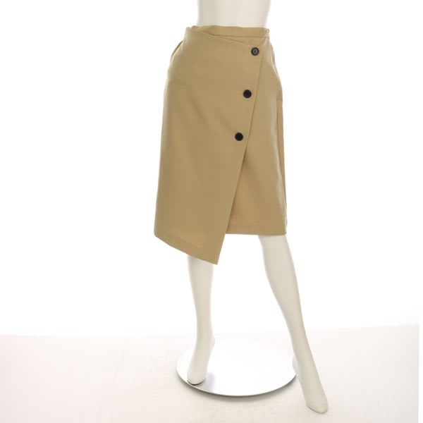 ラップ風ボタンタイトスカート