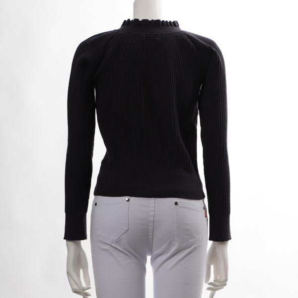 フリルハイネックニット