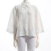 透かし模様レースシャツ