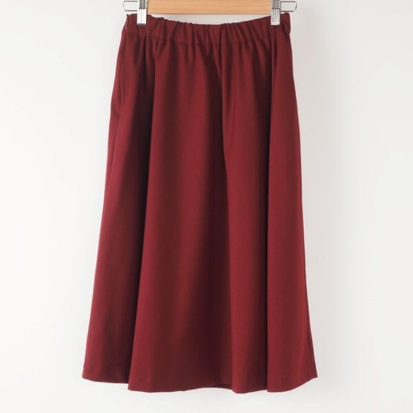 TR起毛ストレッチタック入りフレアスカート