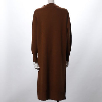 裾ボタン長袖ニットワンピース