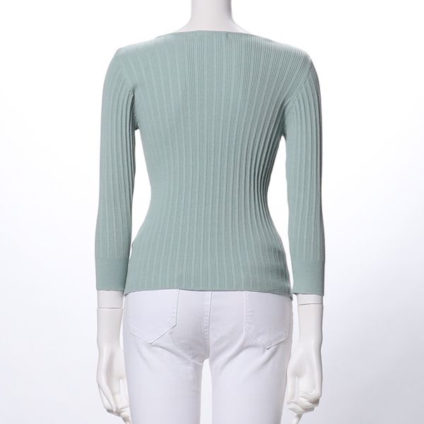 Vネックリブニット