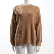 ケーブル編みデザインニット