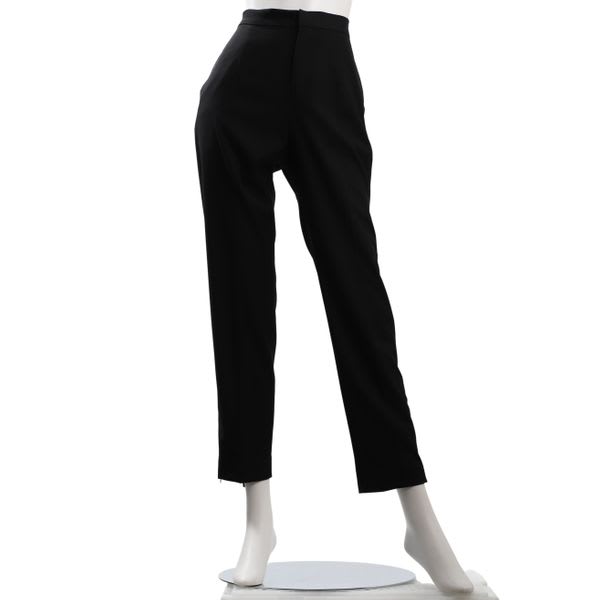 センタープレステーパードパンツ