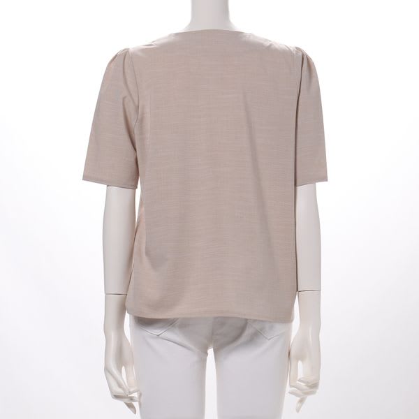 フロント釦クルーネックブラウス