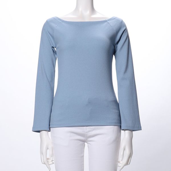 バトーネックニット