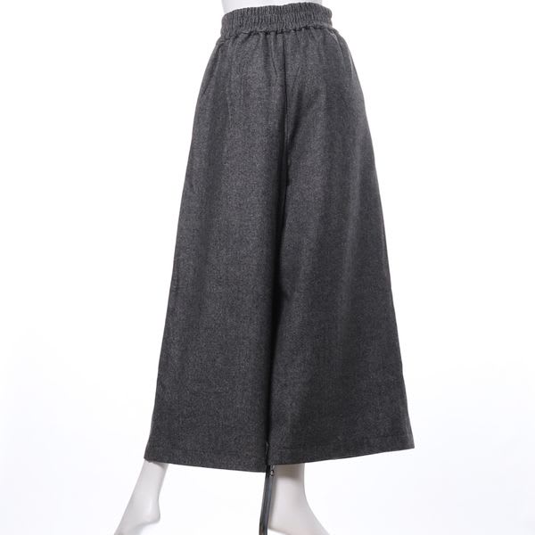 フロントボタンタック入りツイードフレアパンツ