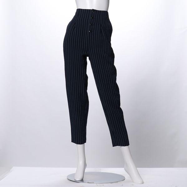 フロントボタンストライプテーパードパンツ