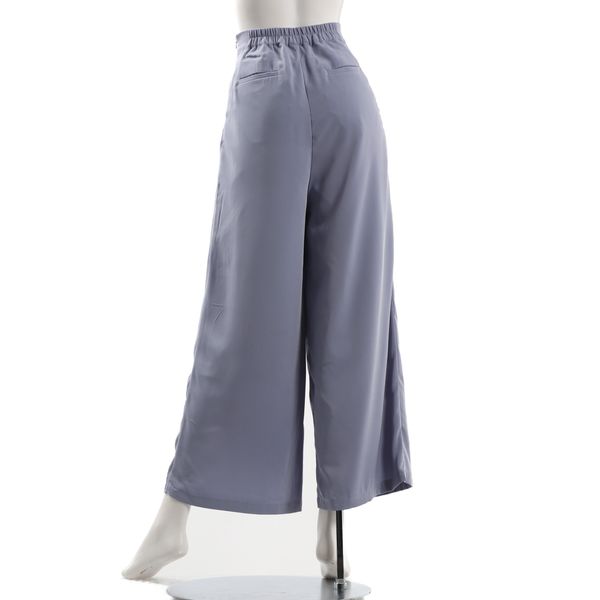 タック入りワイドパンツ