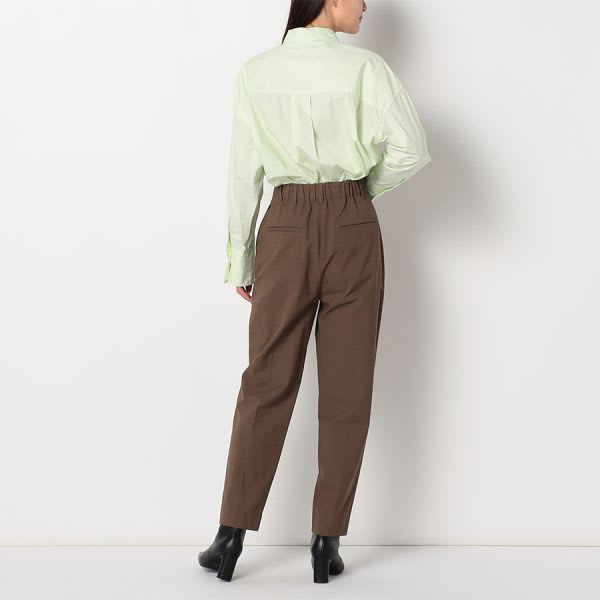 センターシームハイウエストテーパードパンツ