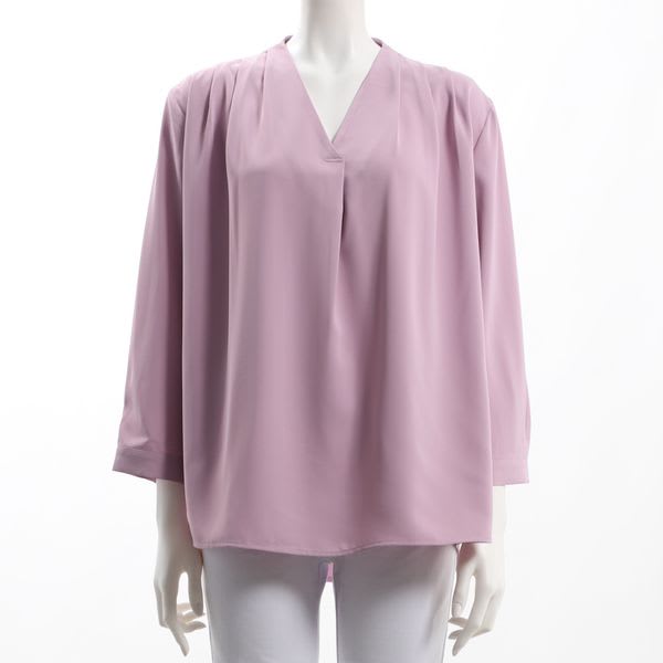 ゆったりVネックブラウス