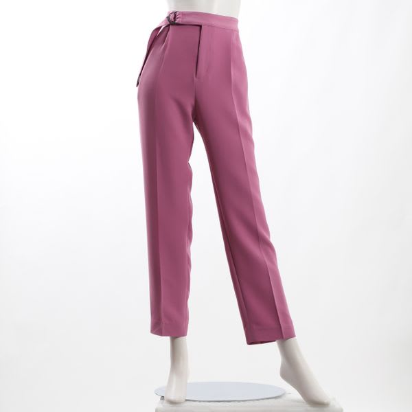 Dカンベルト付きテーパードパンツ