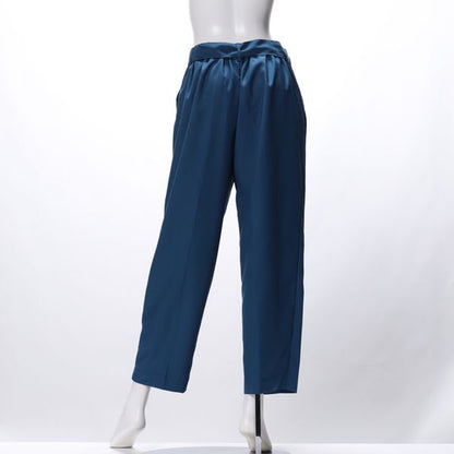 ベルト付き薄手テーパードパンツ