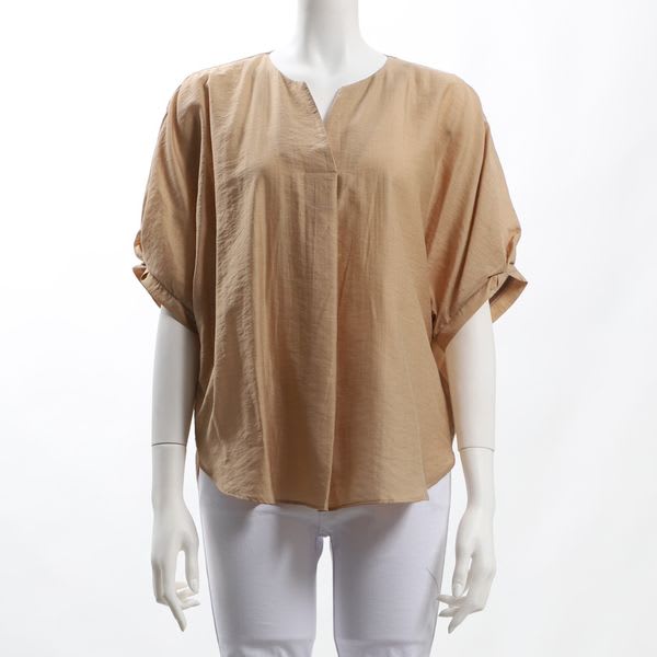 ふんわり袖オープンフロントネックブラウス