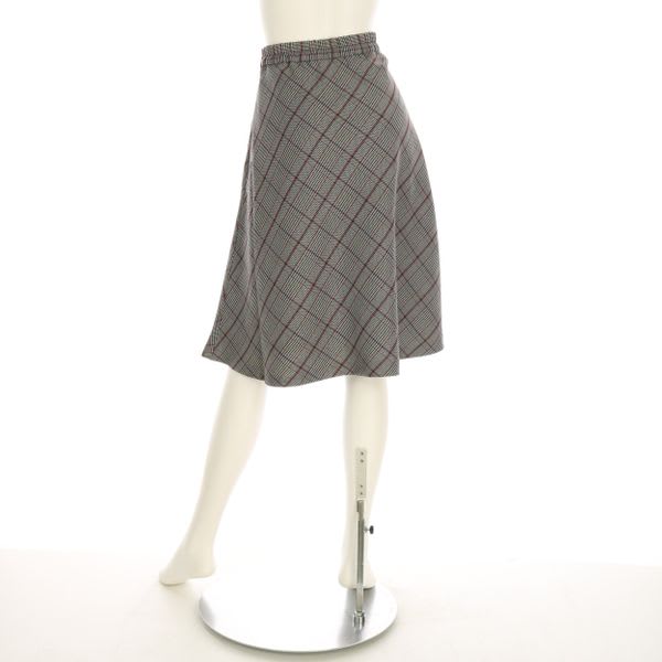 チェック柄ラップ風フレアスカート