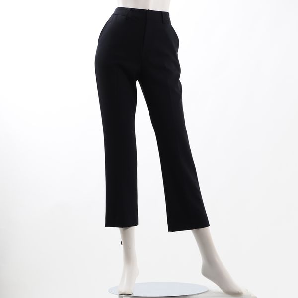 バックスリットテーパードパンツ